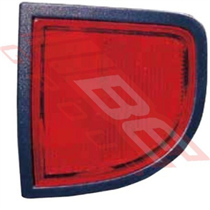 REFLECTOR - R/H - BELOW REAR LAMP - MITSUBISHI TRITON L200 2005