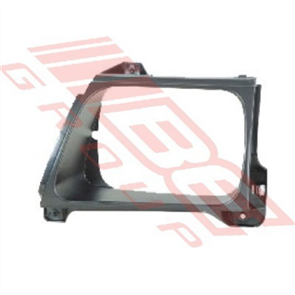 BEZEL - R/H - MAT/BLACK - TOYOTA HILUX 2WD/4WD 2002