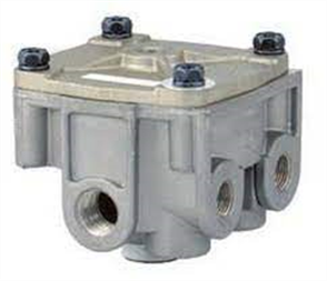 BENDIX R12 RELAY VALVE HORIZONTAL PORTS